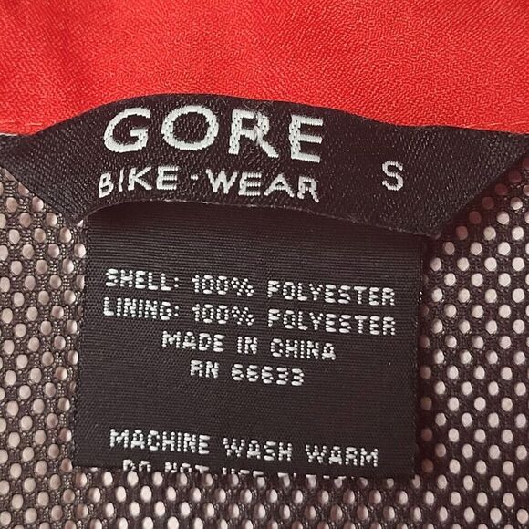 NEW Gore Bike Wear WINDSTOPPER Small Red Jacket Full Zip Cycle White Gray Black - Picture 2 of 15